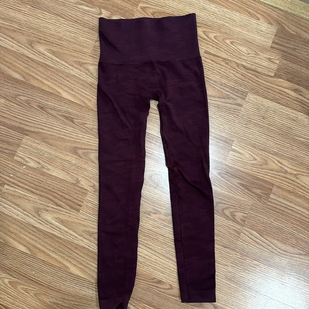 3 Pairs of Spanx Leggings - XS - Camo - Picture 2 of 4